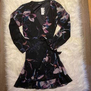 Signature by Reitman’s Black floral print wrap dress sheer sleeve xsmall NWT